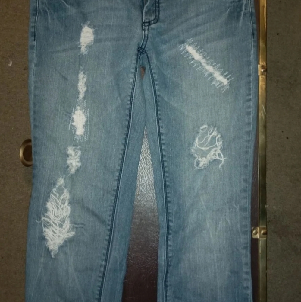 GUESS Jeans - Picture 4 of 6